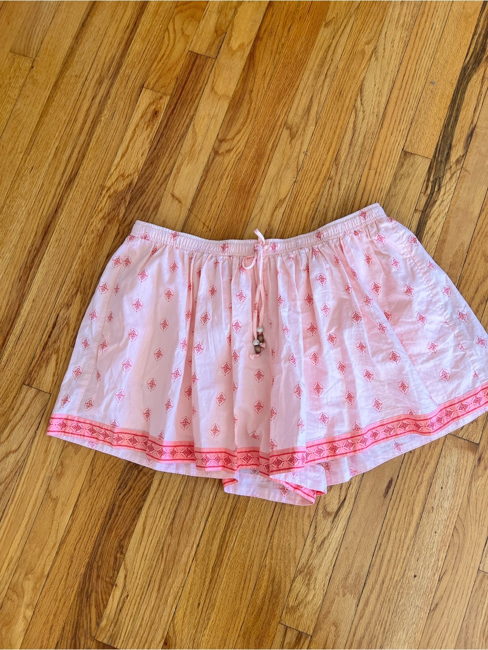 Old Navy Light Pink Boho Print Women's Shorts